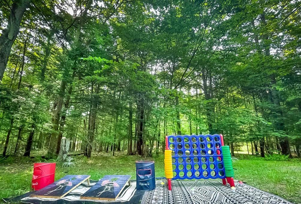 Zen Oasis Retreat Sauna/hotub/firepit/fun/gameroom Chalet